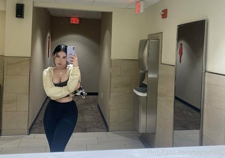 Tayler Hills freie xxx bilder