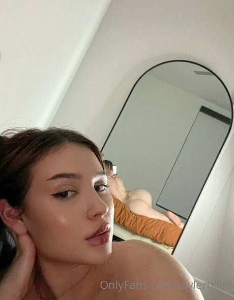 Tayler Hills nette pornostar fotos