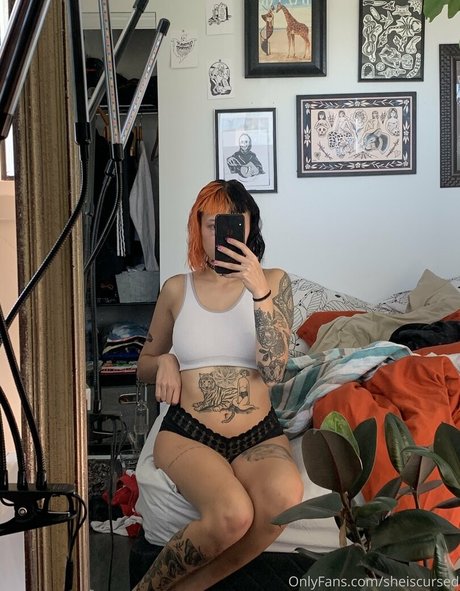 Sheiscursed heiße sexy galerien