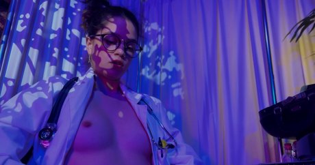 echte nackte onlyfans erotische akt fotos