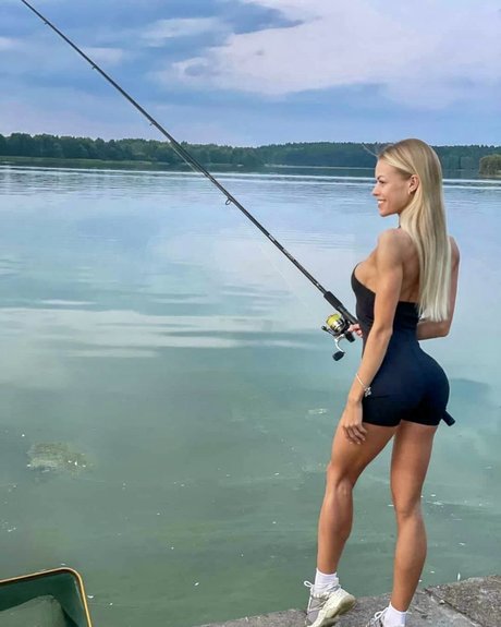 Viki Doux hd pornostar fotos