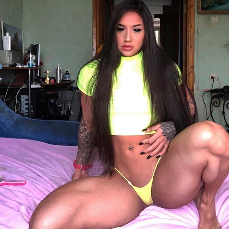 asiatische influencer-onlyfans kunst schöne bilder