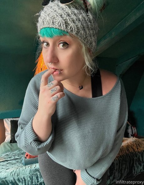 Proxy Paige sexy top galerie