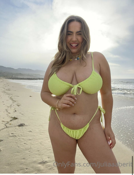 Julia Berit top freie galerie