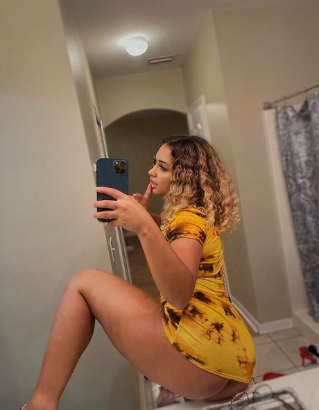 Stacia Darae kunst nackt foto