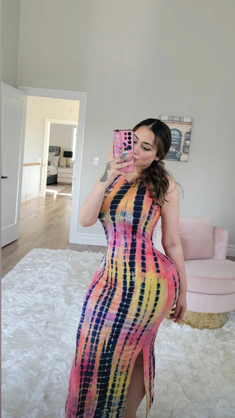 Ms Sethi schauspielerin nackte bilder