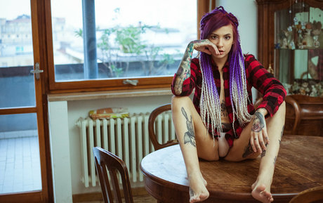 vanpsuicide kostenlose nackte galerien