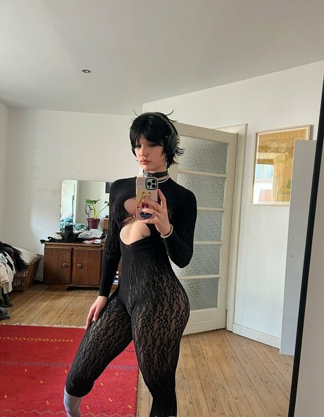 tweetylau erwachsene nackte foto