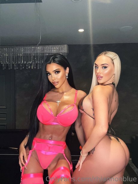 Chloe Khan porno nacktheit foto