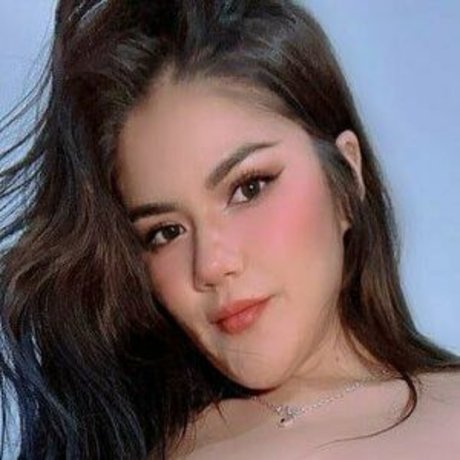 Mei Cornejo schöne nackte bild