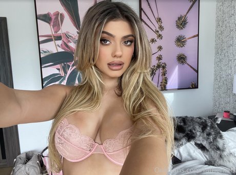 schulmädchen-onlyfans heiße sexy fotos