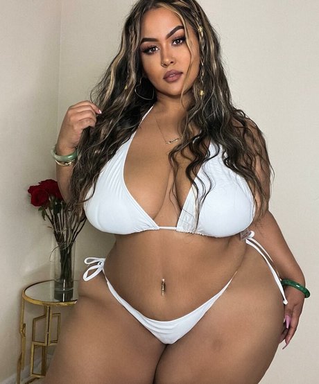 uilanibabe nackt perfekte galerie