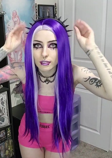 LadySurvival heiße nackte fotos