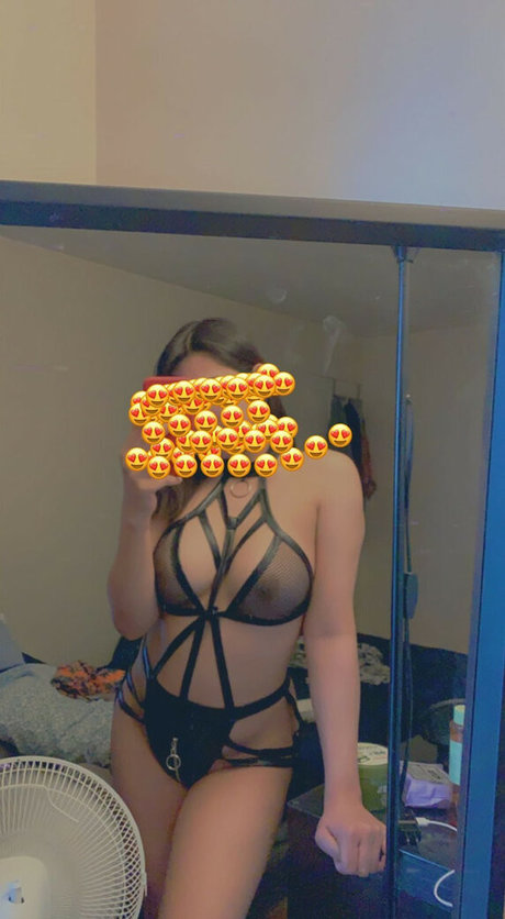 Chelsiee Cargo exklusive porno fotos