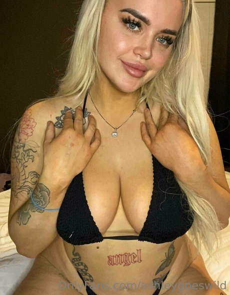 ashleygoeswild schöne top galerien