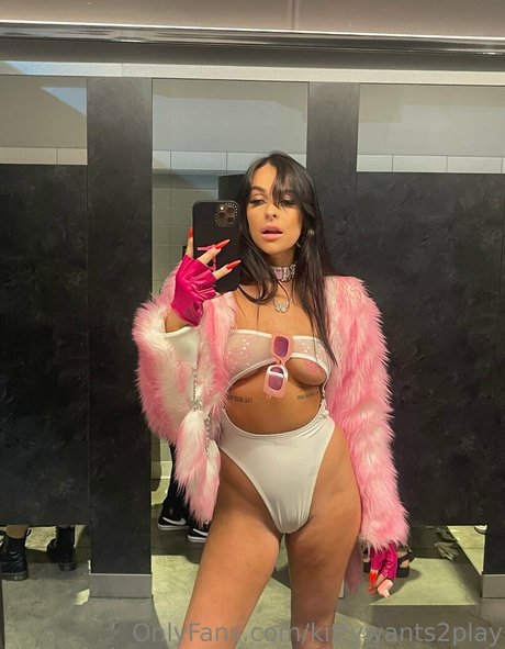 kittywants2play freie nackt archiv