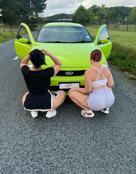 shellz angel nackt hd fotos