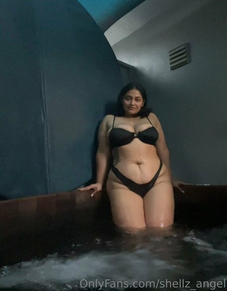 shellz angel erotische heiße galerie