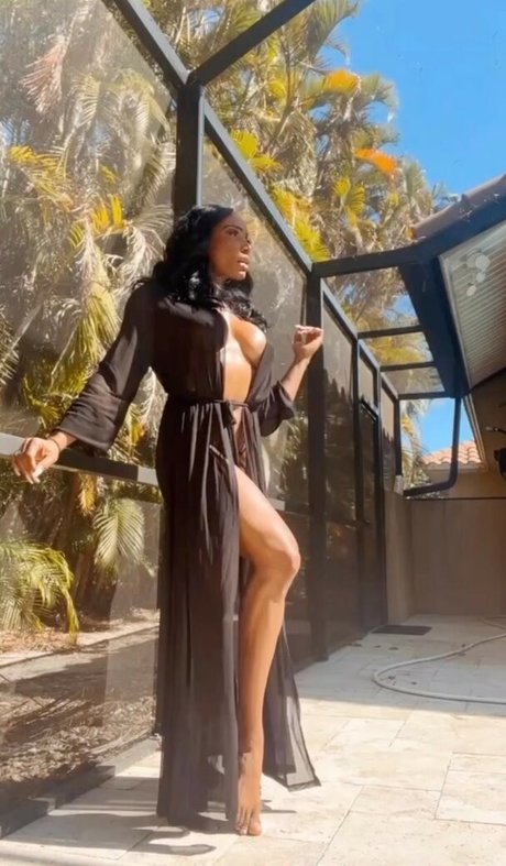 Maggie Watson exklusive nette fotos