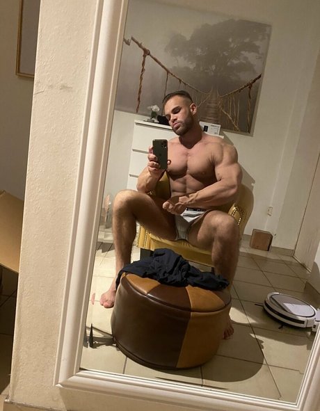 reife ebenholz-onlyfans porno nackt bild