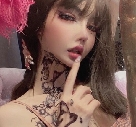 Natascha Wang Ruier sexy erwachsene galerien