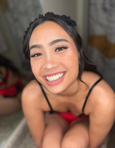 Queen Mai kunst nackt bild