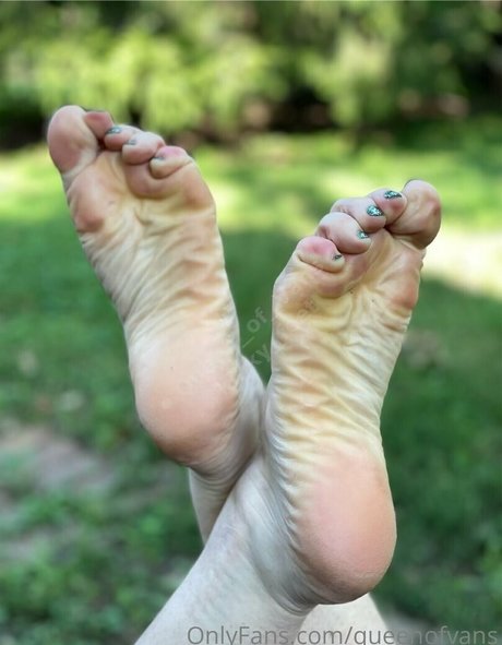 queenofvans top xxx bild