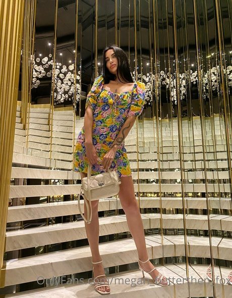 megan betterthen fox Bilder