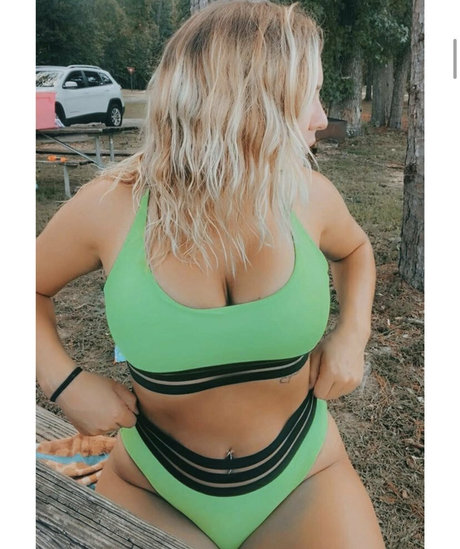 dicke ebenholz-onlyfans kostenlose nacktheit fotos