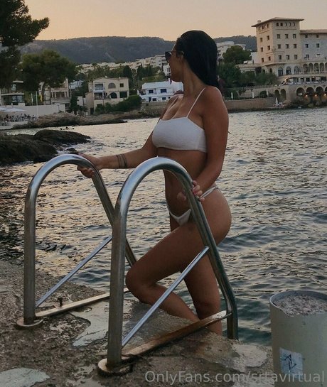 srtavirtual model heiße galerien