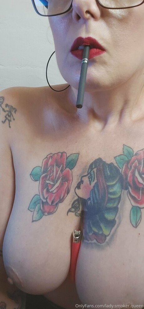 lady smoker queen xxx pornografische galerien