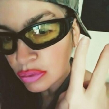 Tombaidergirlxxx freie pornostar foto