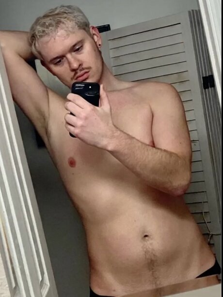 Tony Perretti freie erotische bild