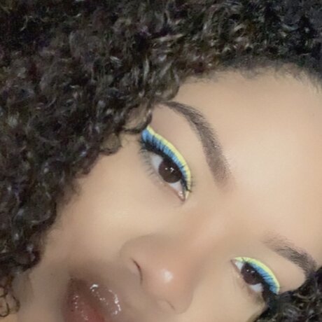 Tiana Milly beste nackte galerie