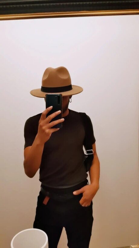 Melaza schöne erotische galerien