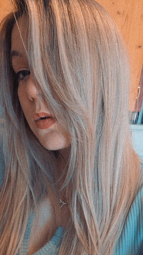 EllieRae nackt beste bilder