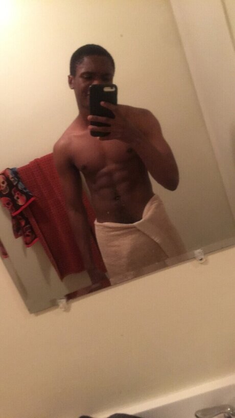 Tavian heiße pornografische foto