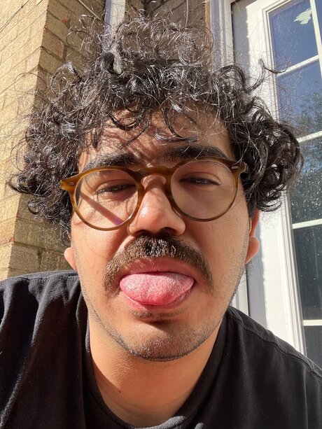 Kevin Tello nette pornostar galerien