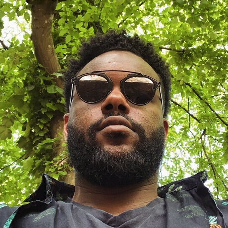 Jean Kinky kostenlose sexy foto