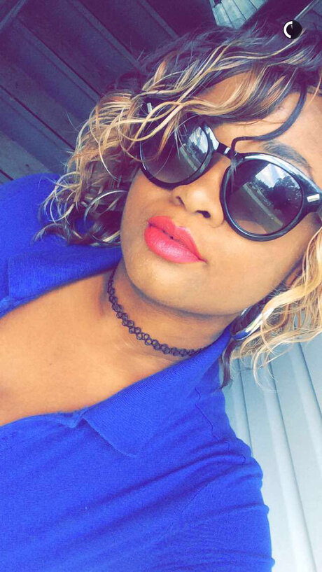 Mazanni_ schöne pornostar bild