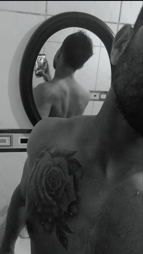 Samuel porno hübsche galerie