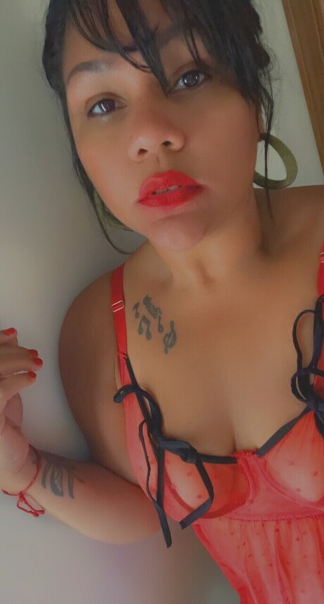 Marie Masseur exklusive kostenlose fotos