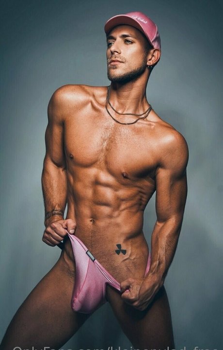 kleinenvlad free pornostar heiße bild