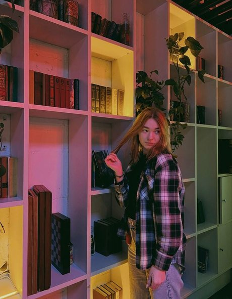 Sonya solanski_ hd hübsche galerie