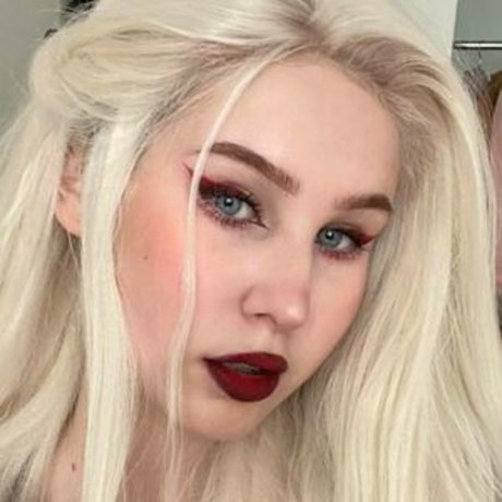 Malymvo4ka model nette foto