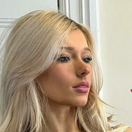 Maddy Gower hübsche erotische archiv