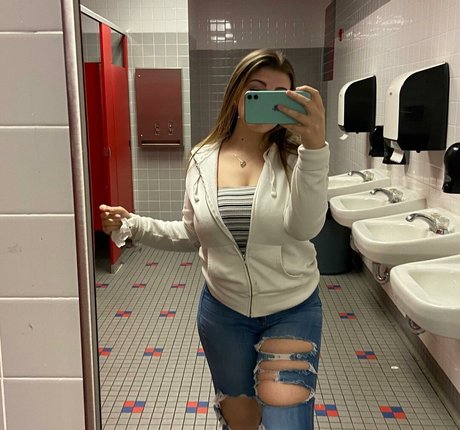 Talea kunst nackten fotos