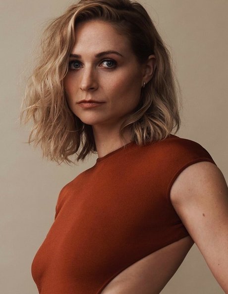 Niamh Algar hübsche akt bilder