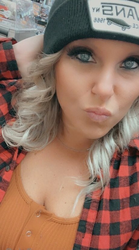 savage moon hd pornographische bild