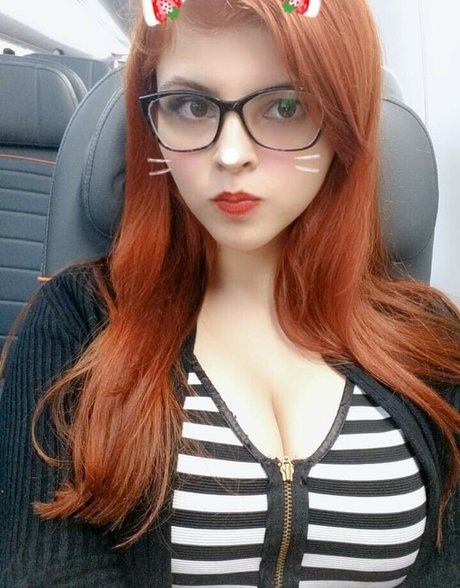 Julia chan beste akt bild